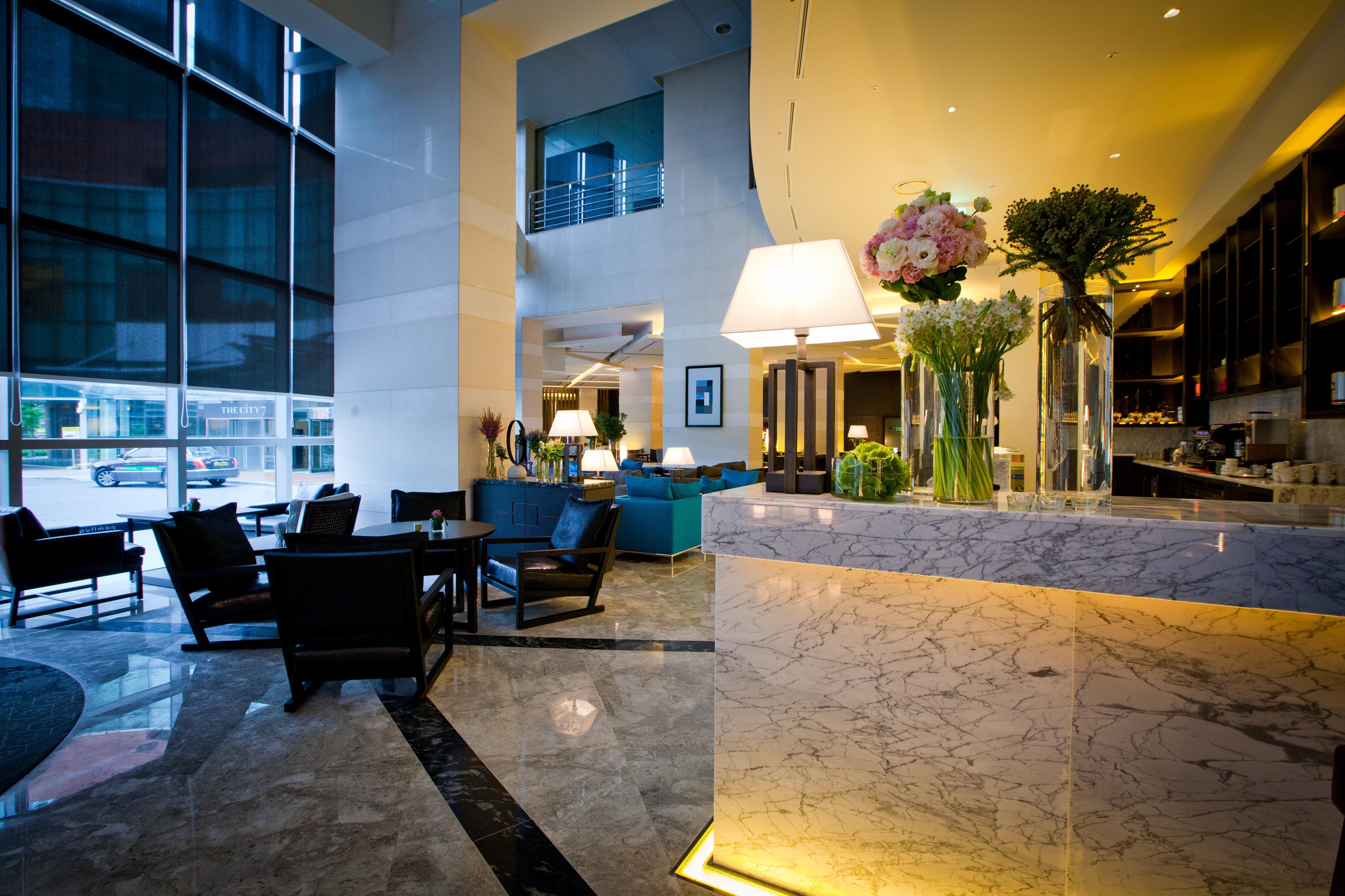 Grand Mercure Ambassador Changwon Exterior foto