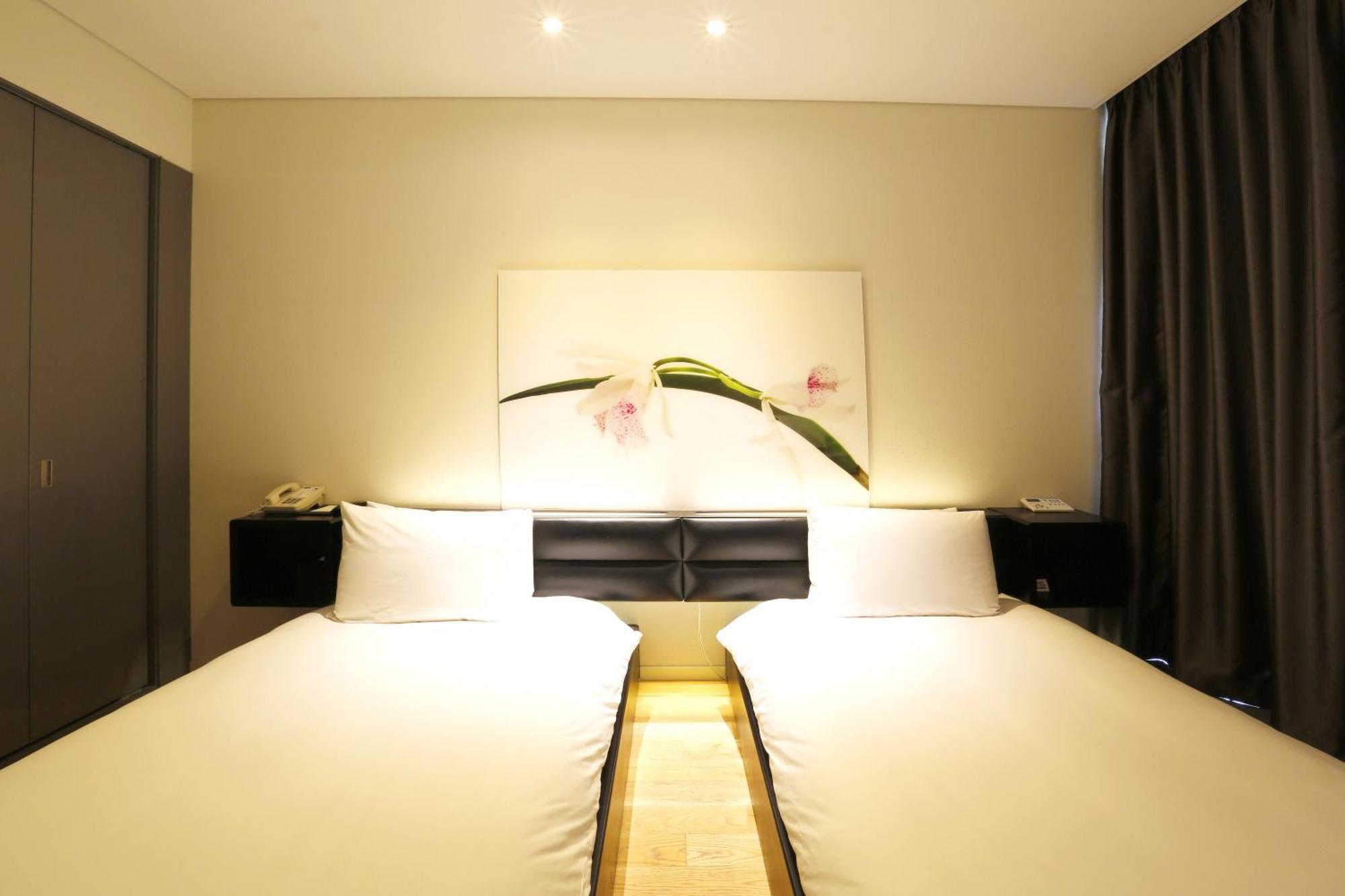 Grand Mercure Ambassador Changwon Exterior foto